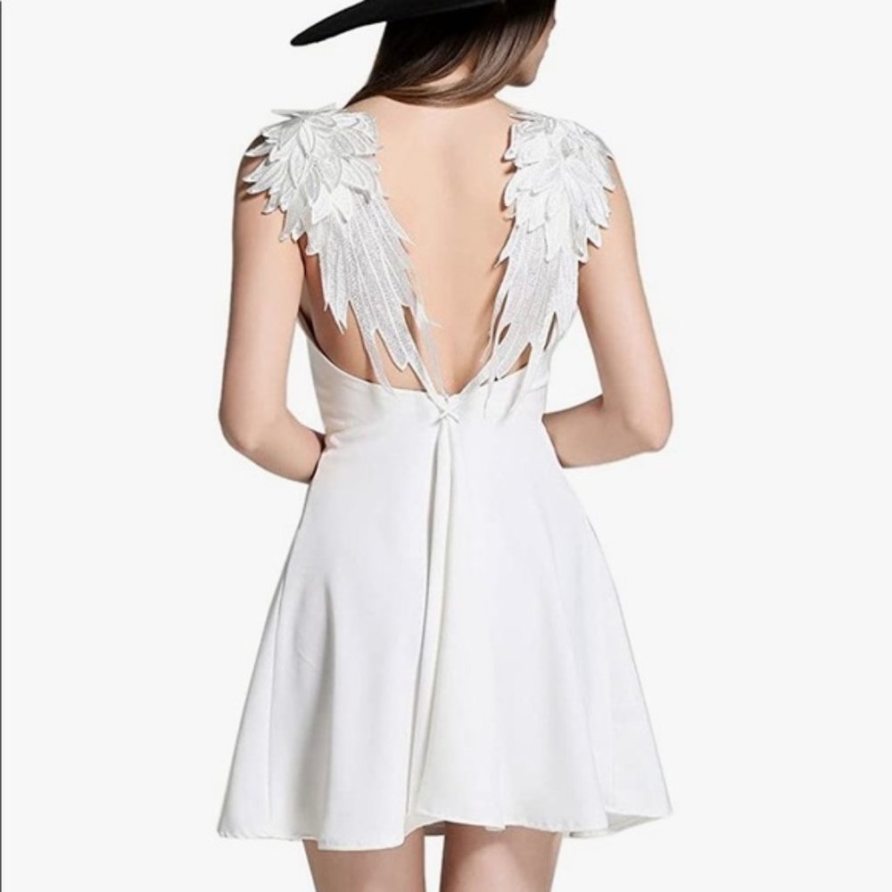 NWT Choies White V-Neck Angel Wings Open Back Skater Cami Mini Dress, Large